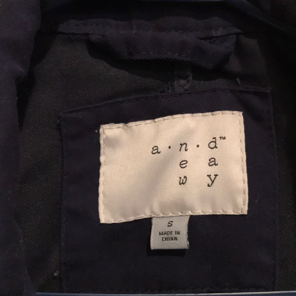 Light jacket - Picture 2 of 3